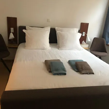 Bed and Breakfast Calis 2*